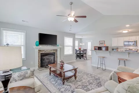 192 Caleb Acres Ln, Smithfield, NC 27577 photo 6