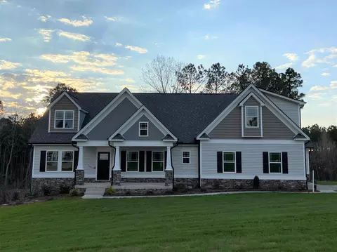 104 Marius Dr, Benson, NC 27504 photo 2