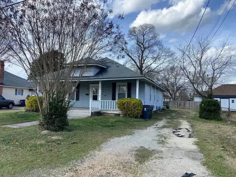202 W C St, Erwin, NC 28339 photo 2