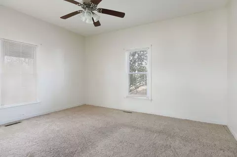 305 E Morgan St, Benson, NC 27504 photo 9