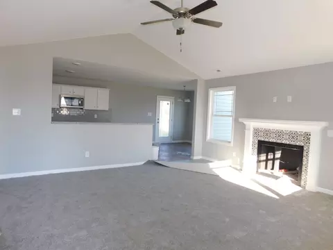 37 Kickoff Cir, Benson, NC 27504 photo 6