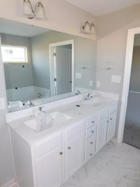37 Kickoff Cir, Benson, NC 27504 photo 12