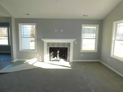 37 Kickoff Cir, Benson, NC 27504 photo 5