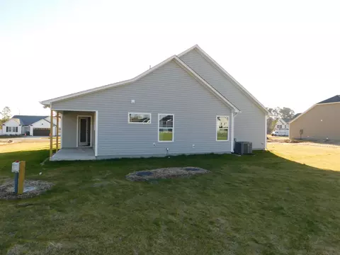 37 Kickoff Cir, Benson, NC 27504 photo 21