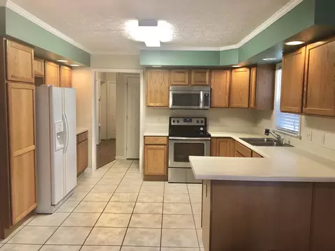 718 Milton Rd, Durham, NC 27712 photo 2