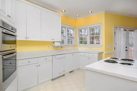 204 Spring Garden Dr, Durham, NC 27713 photo 9