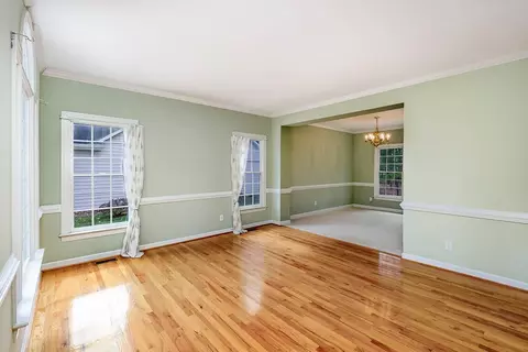 204 Spring Garden Dr, Durham, NC 27713 photo 4