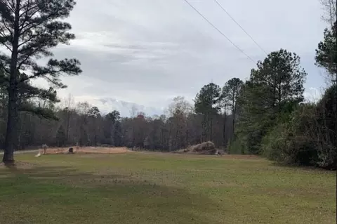 1092 Old Stage, Erwin, NC 28339 photo 1
