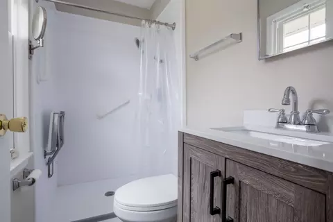 494 Erwin Rd, Durham, NC 27707 photo 9