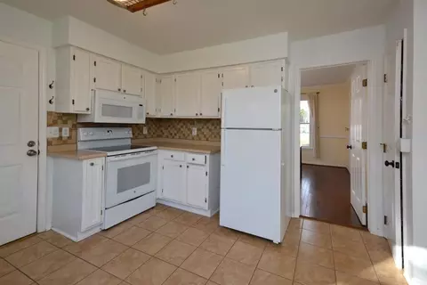 317 Old Fox Trl, Durham, NC 27713 photo 4