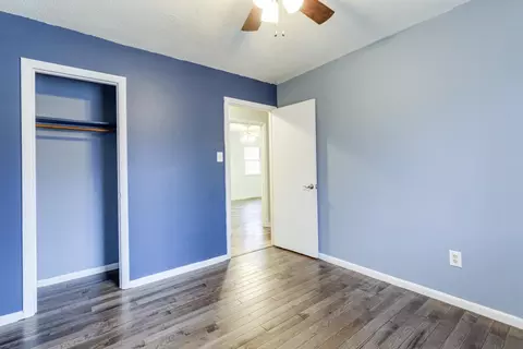 930 Logan Cir, Cary, NC 27511 photo 10