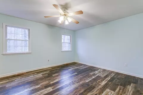 930 Logan Cir, Cary, NC 27511 photo 9
