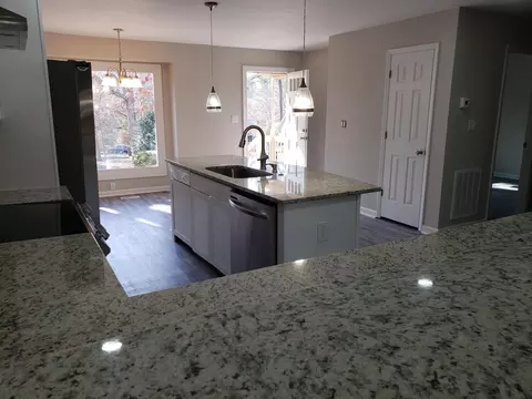 102 Boldleaf Ct, Cary, NC 27513 photo 6