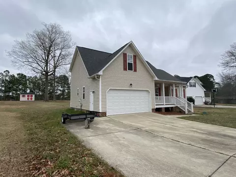1221 Open Field Dr, Garner, NC 27529 photo 2