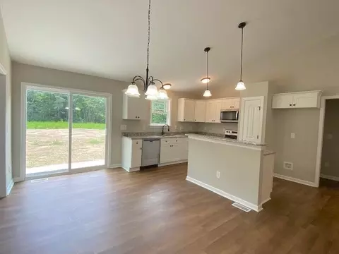 732 Bear Rd, Benson, NC 27504 photo 8