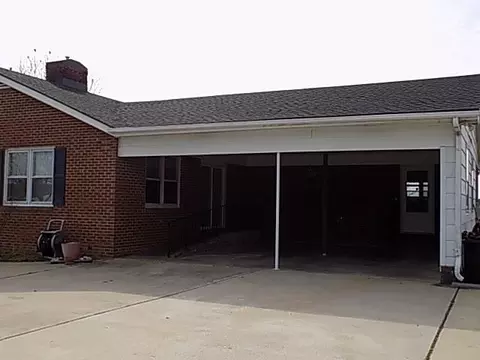 346 Benson Hardee Rd, Benson, NC 27504 photo 6
