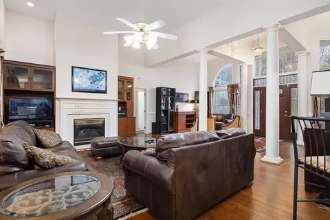 809 E Oak Dr, Durham, NC 27705 photo 8