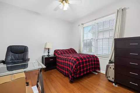 809 E Oak Dr, Durham, NC 27705 photo 23