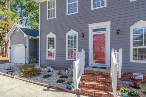 3 Cat Tail Ct, Durham, NC 27703 photo 2
