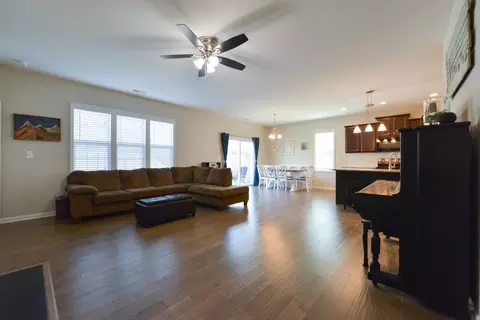 304 E Webber Ln, Clayton, NC 27527 photo 8