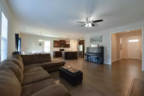 304 E Webber Ln, Clayton, NC 27527 photo 7