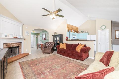 532 Crossview Ln, Durham, NC 27703 photo 10