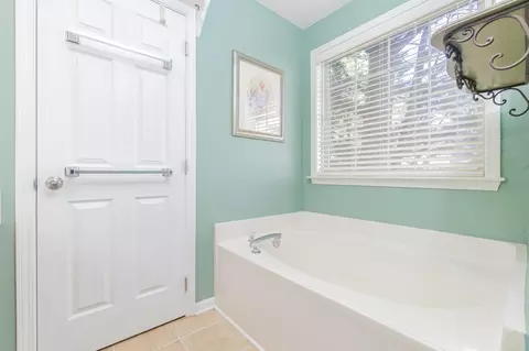 532 Crossview Ln, Durham, NC 27703 photo 25