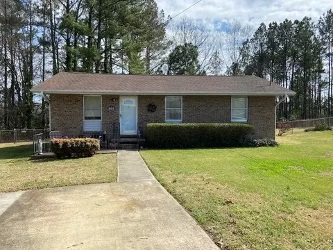 613 Juno Ct, Raleigh, NC 27610 photo 1
