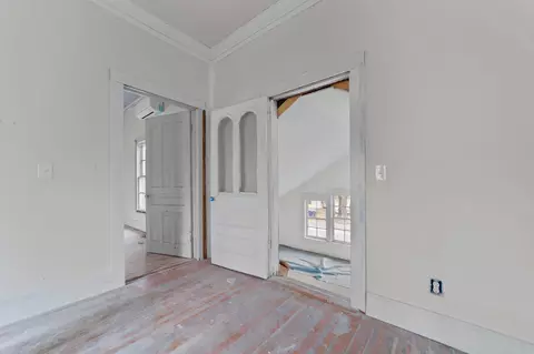 313 W Main St, Benson, NC 27504 photo 17