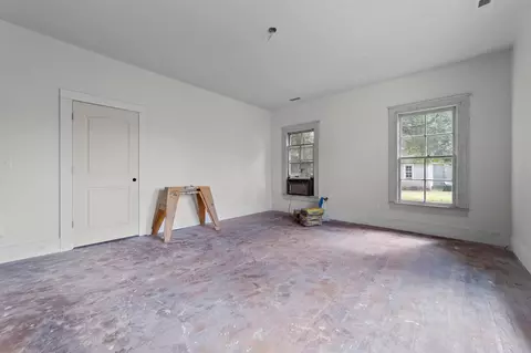 313 W Main St, Benson, NC 27504 photo 15