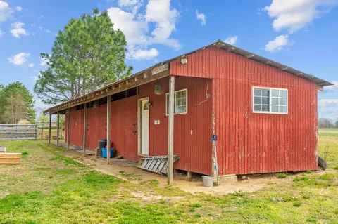 2429 Old Stage Rd, Erwin, NC 28339 photo 10