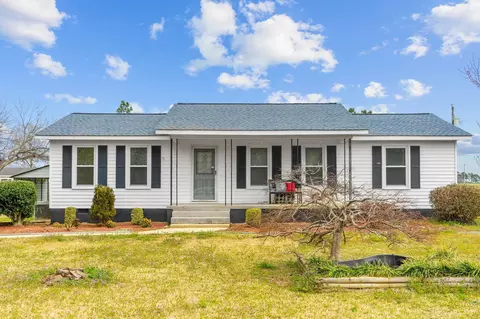 2429 Old Stage Rd, Erwin, NC 28339 photo 1