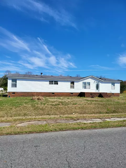 813 Herbert Dr, Kinston, NC 28501 photo 2