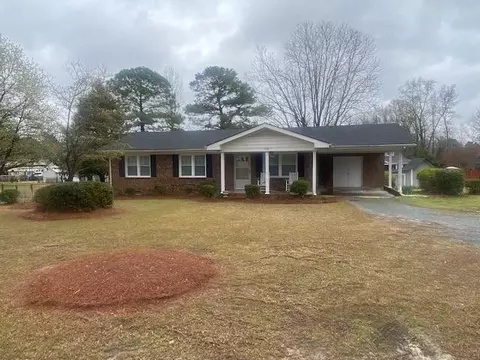 409 Old Post Rd, Erwin, NC 28339 photo 1