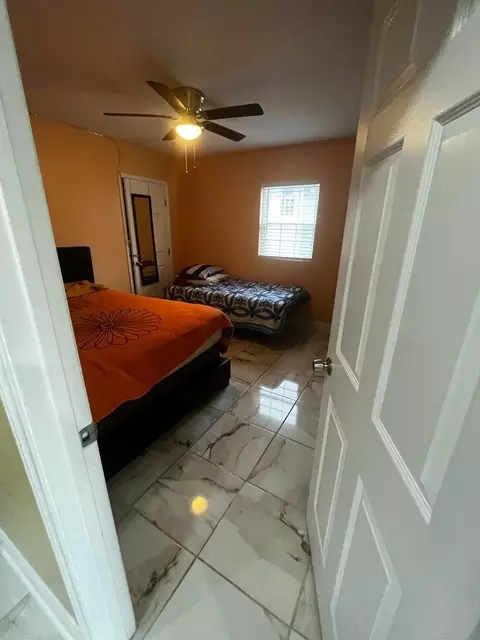 1026 Juniper St, Durham, NC 27701 photo 18
