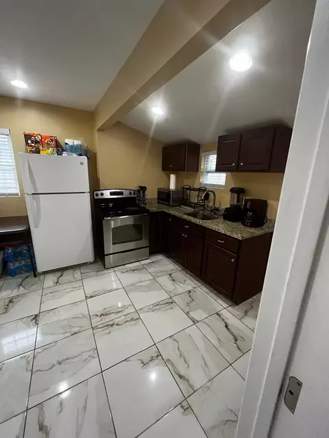 1026 Juniper St, Durham, NC 27701 photo 13