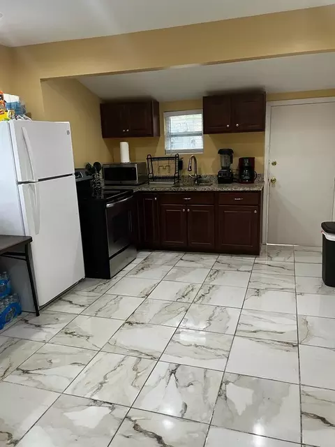 1026 Juniper St, Durham, NC 27701 photo 7