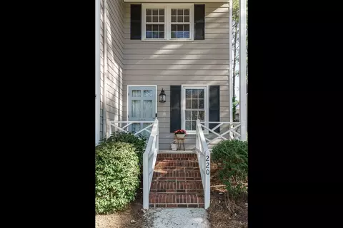 220 Wetherburn Ln, Raleigh, NC 27615 photo 3
