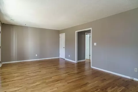 220 Wetherburn Ln, Raleigh, NC 27615 photo 13
