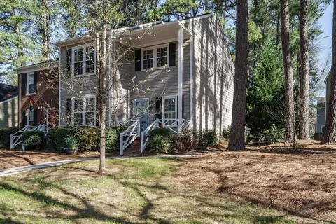 220 Wetherburn Ln, Raleigh, NC 27615 photo 2