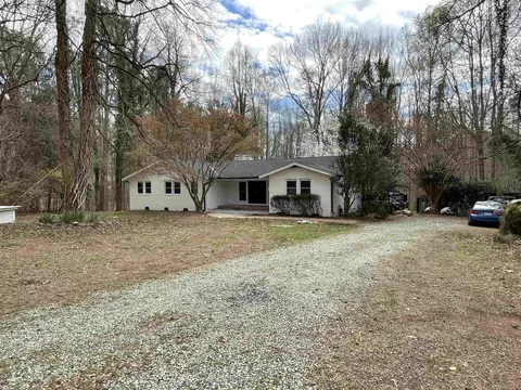 5335 Russell Rd, Durham, NC 27712 photo 3