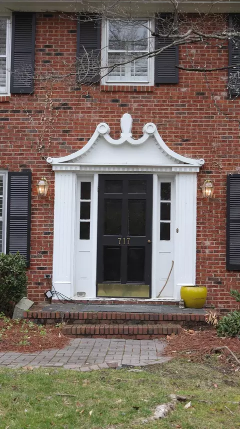 717 Compton Rd, Raleigh, NC 27609 photo 9