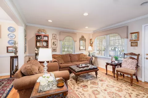 114 Crescent Dr, Pine Level, NC 27568 photo 6