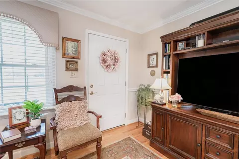 114 Crescent Dr, Pine Level, NC 27568 photo 10