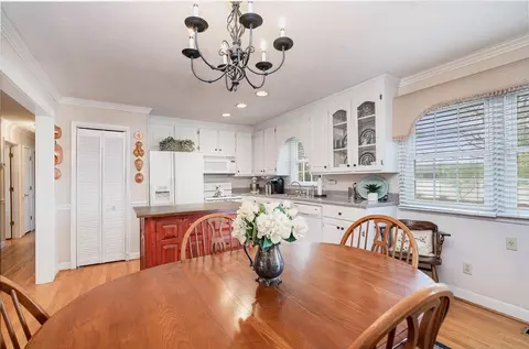 114 Crescent Dr, Pine Level, NC 27568 photo 11