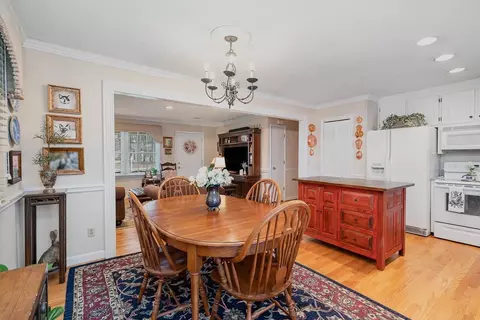114 Crescent Dr, Pine Level, NC 27568 photo 14