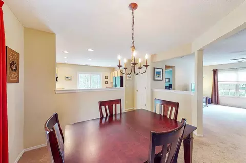 7 Bellmore Ct, Durham, NC 27703 photo 6