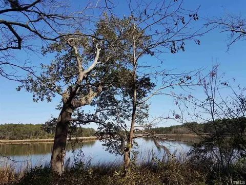 972 Becton Rd, Havelock, NC 28532 photo 2