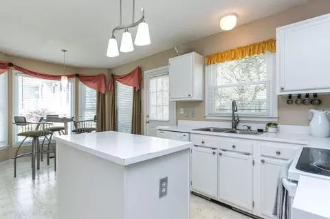 9716 Dansington Ct, Raleigh, NC 27615 photo 13