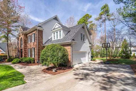 220 Draymore Way, Cary, NC 27519 photo 4